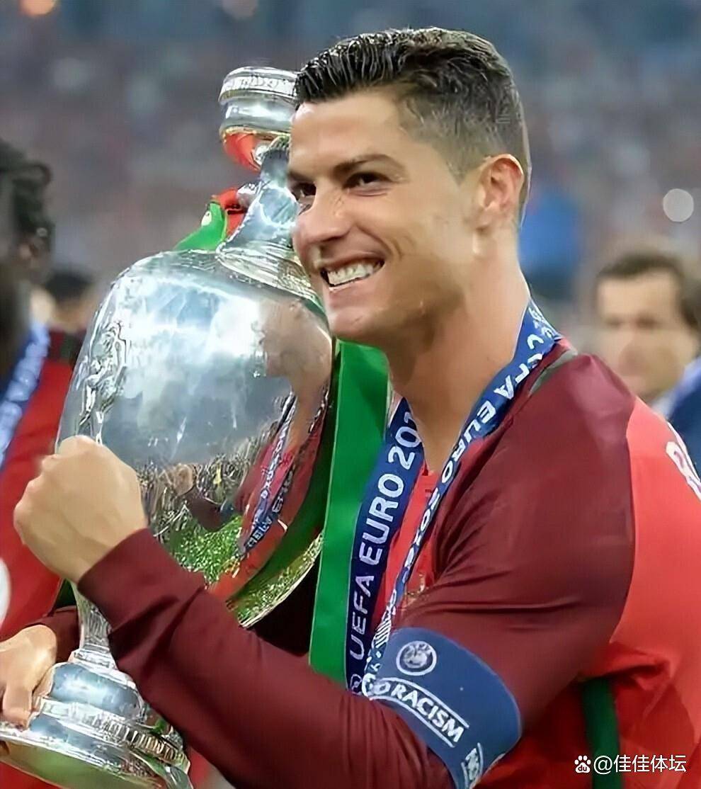 淘汰赛心魔梅西冲击世界杯进球纪录开元棋牌双骄的最后一舞：C罗决战(图3)