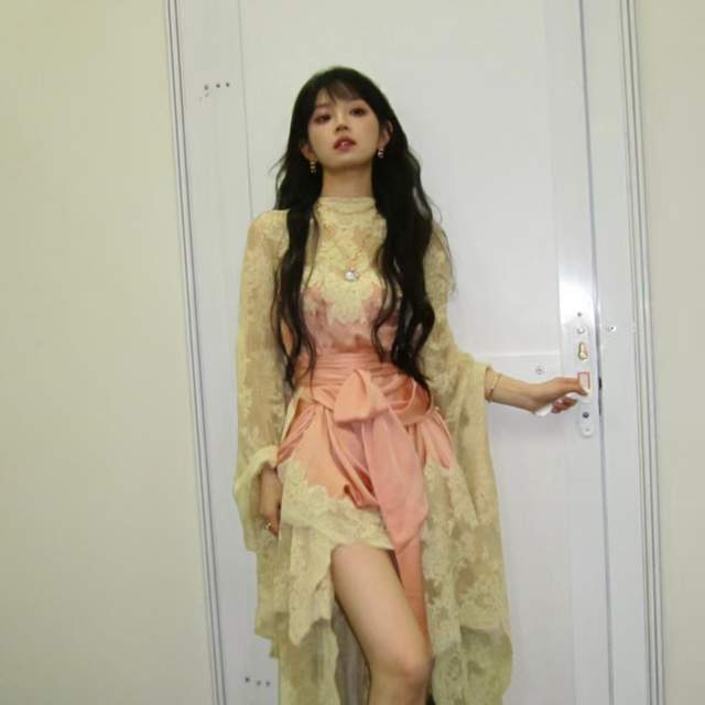 曦薇引发热议内娱的审美告别非赢即输开元棋